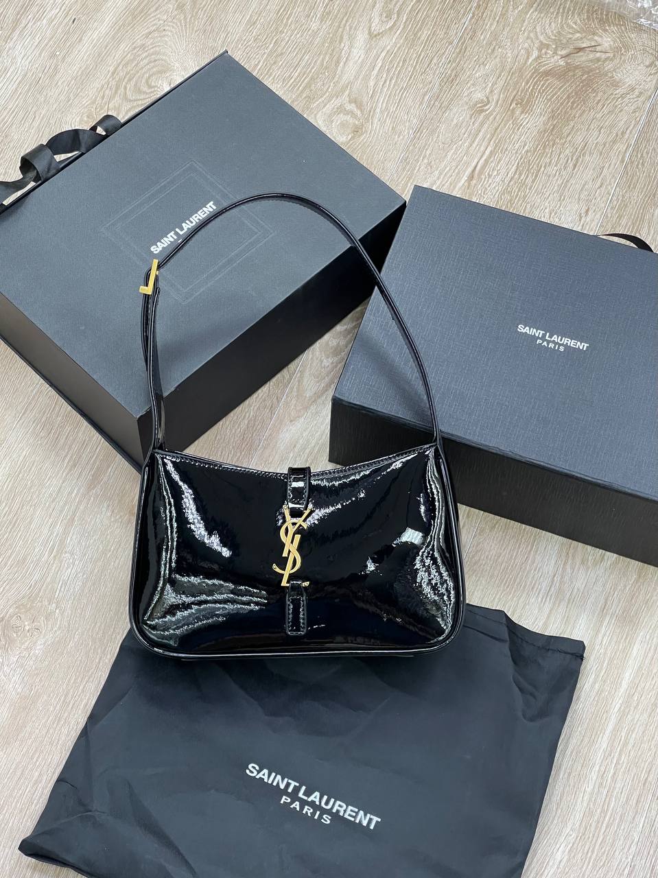 Сумка Saint Laurent hobo black