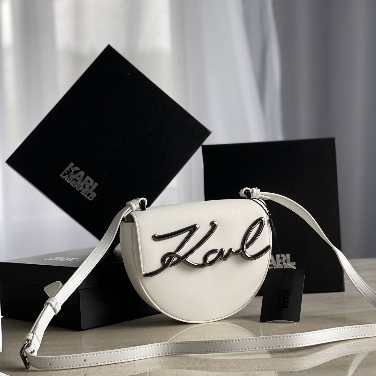 Сумка Karl Lagerfeld SIGNATURE