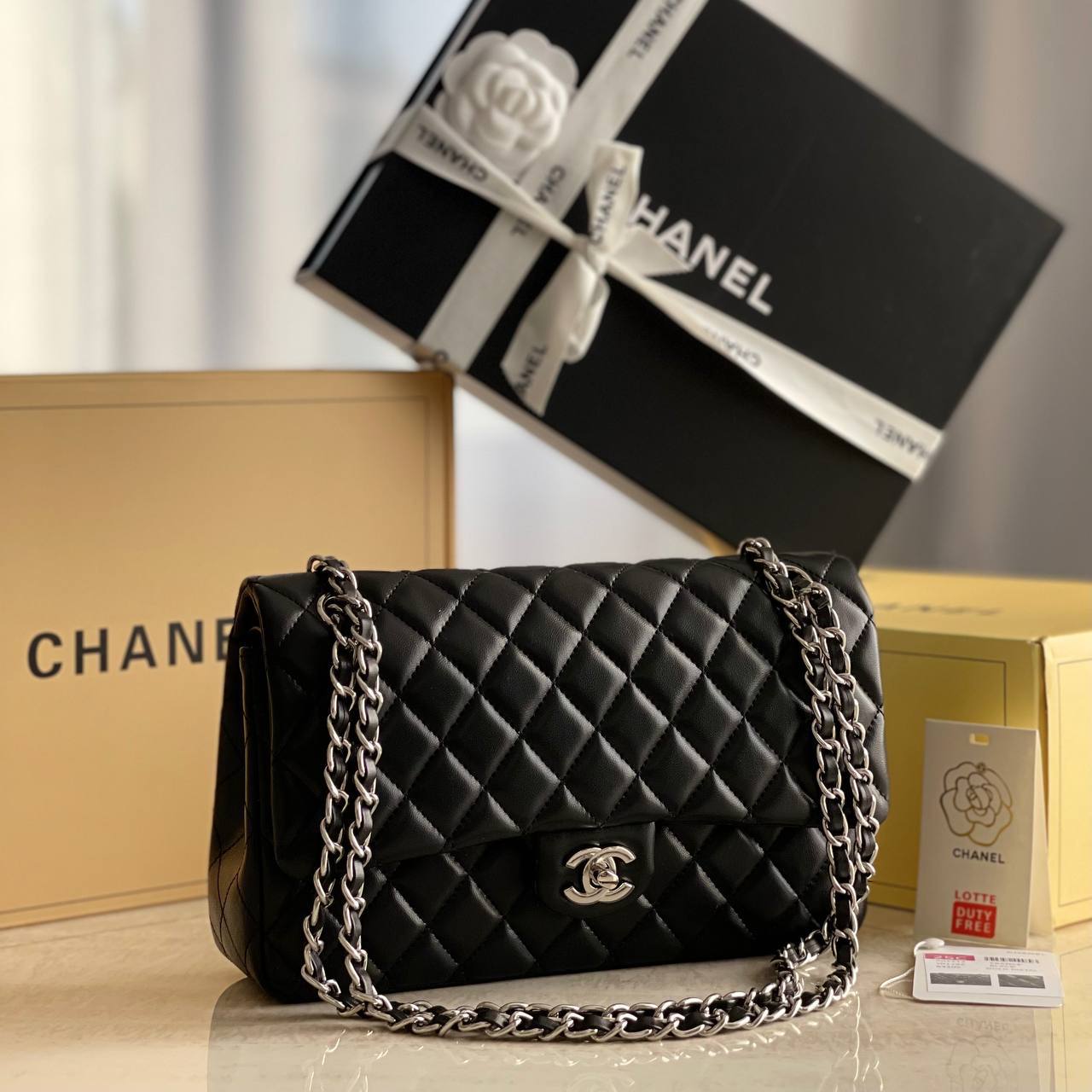 Chanel Classic Flap 25 Black