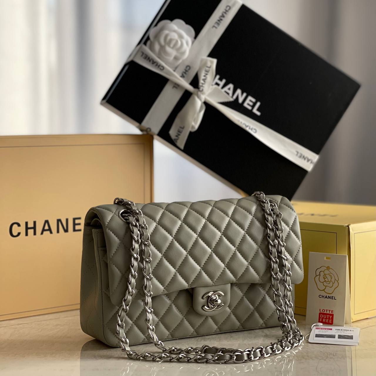 Chanel Classic Flap 25