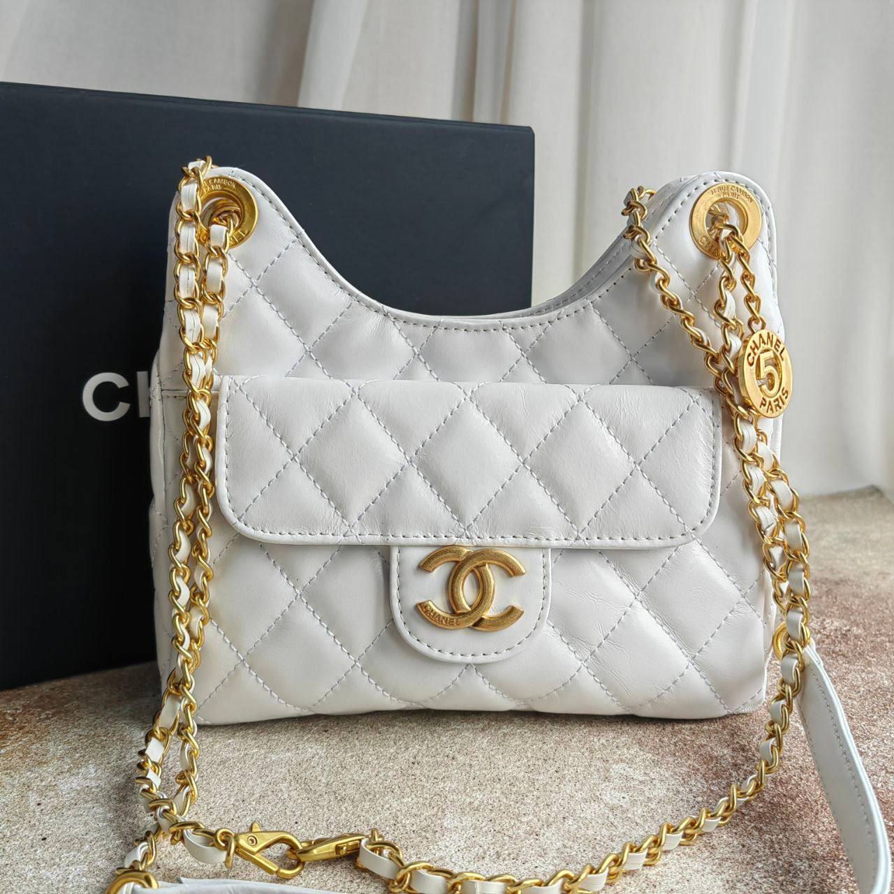 Сумка CHANEL Matelasse Small hobo