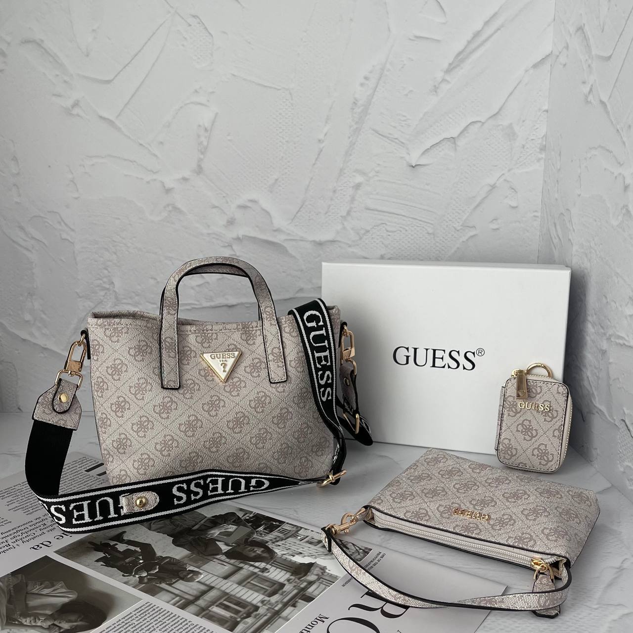 Сумка GUESS Latona Mini Tote